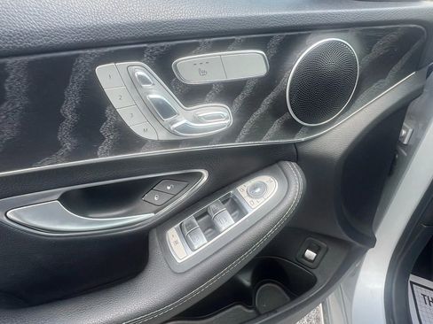 Used 2016 Mercedes-Benz C 300 Sedan image 14