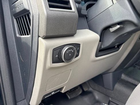 Used 2022 Ford F350 XL w/ STX Appearance Package AWD/4WD image 15