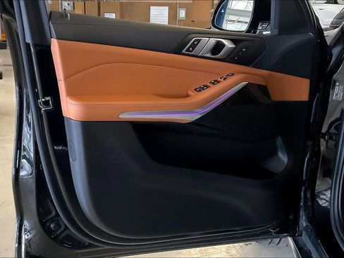 Used 2023 BMW X5 xDrive40i w/ Premium Package image 20