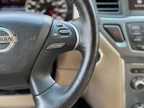 Used 2020 Nissan Pathfinder SL image 33