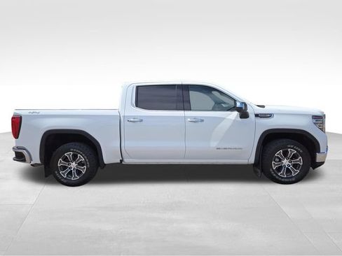 Used 2023 GMC Sierra 1500 SLT w/ SLT Convenience Package AWD/4WD image 13