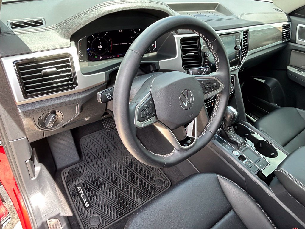 Certified 2023 Volkswagen Atlas SE FWD image 17