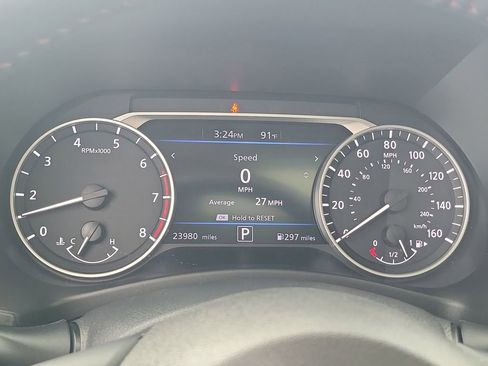 Certified 2024 Nissan Sentra SR w/ SR Premium Package FWD image 31