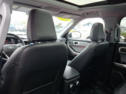 Certified 2023 Ford Explorer XLT w/ Equipment Group 202A image 12