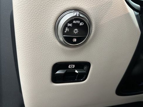 New 2026 Mercedes-Benz GLC 300 image 17