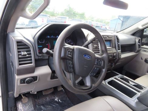 Used 2022 Ford F250 XL w/ Power Equipment Group AWD/4WD image 27