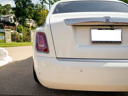 Used 2020 Rolls-Royce Phantom Sedan RWD image 60