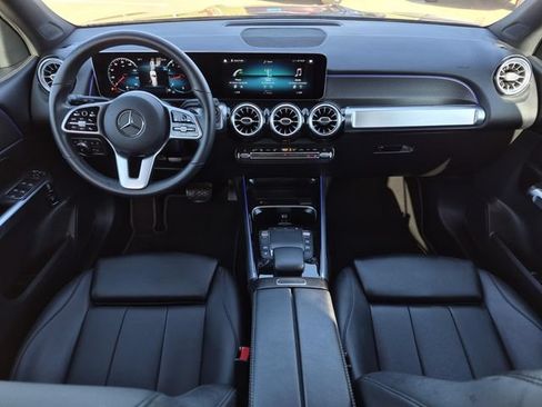 Certified 2021 Mercedes-Benz GLB 250 image 21