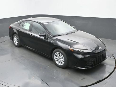 New 2026 Toyota Camry LE FWD image 26
