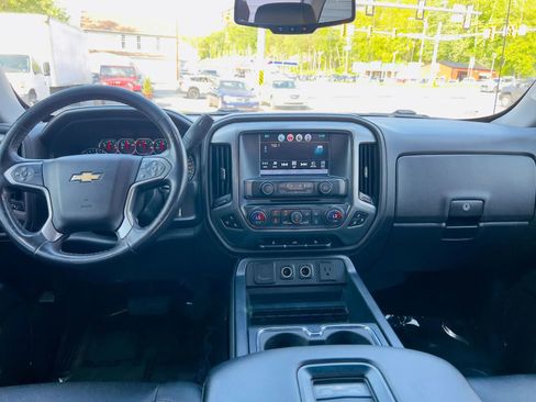 Used 2017 Chevrolet Silverado 1500 LTZ Z71 AWD/4WD image 21