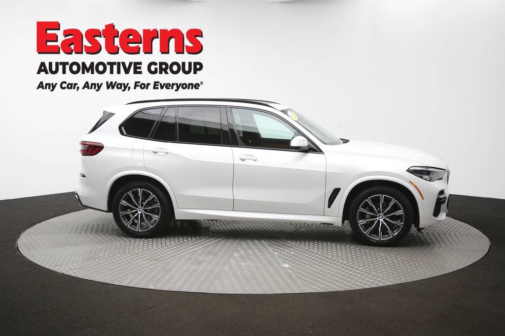 Used 2023 BMW X5 xDrive40i w/ M Sport Package AWD/4WD image 51