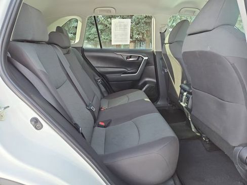 Used 2023 Toyota RAV4 XLE image 33