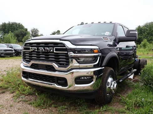 New 2026 RAM 3500 Tradesman RWD image 2
