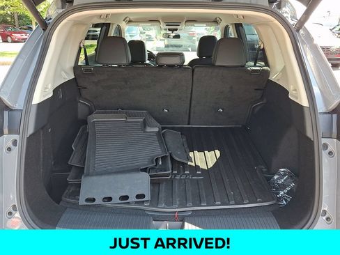 Used 2025 Nissan Rogue SV AWD/4WD image 27