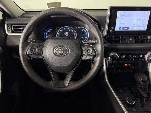 Used 2024 Toyota RAV4 LE AWD/4WD image 14