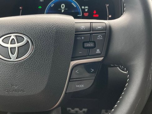 Used 2025 Toyota Camry SE w/ Multimedia Upgrade Package FWD image 16