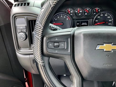 Used 2020 Chevrolet Silverado 1500 Custom w/ Custom Value Package image 18