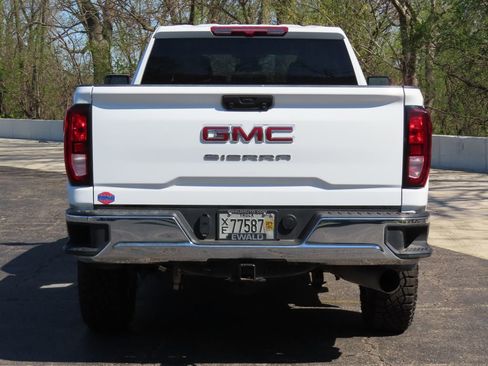 Used 2025 GMC Sierra 3500 Pro AWD/4WD image 16