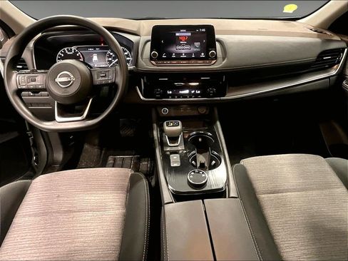 Used 2022 Nissan Rogue SV AWD/4WD image 16