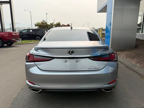 Used 2022 Lexus ES 350 w/ Premium Package FWD image 8