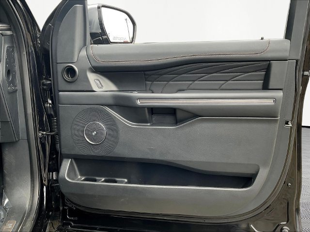 Used 2024 Ford Expedition Max Platinum RWD image 30