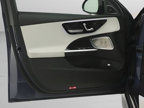 Certified 2024 Mercedes-Benz C 300 Sedan image 17