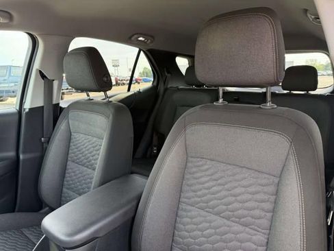 Used 2020 Chevrolet Equinox LT w/ Driver Convenience Package FWD image 12