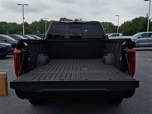 New 2025 Toyota Tundra SR image 19