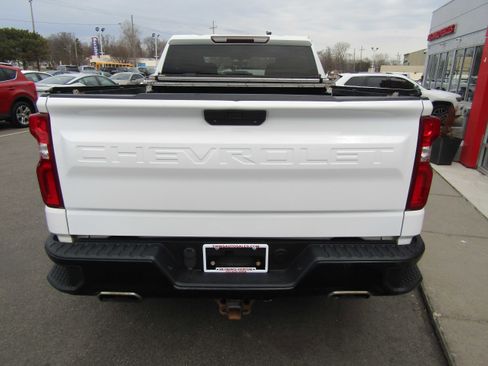Used 2019 Chevrolet Silverado 1500 Custom Trail Boss image 6