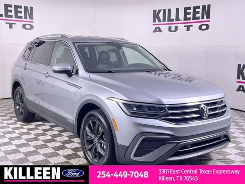 Used 2024 Volkswagen Tiguan SE image 7