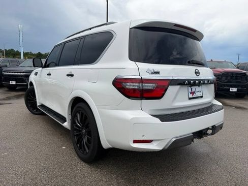 Used 2023 Nissan Armada Platinum w/ Captain's Chairs Package RWD image 10