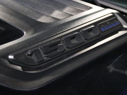 Used 2023 RAM 1500 Laramie AWD/4WD image 31