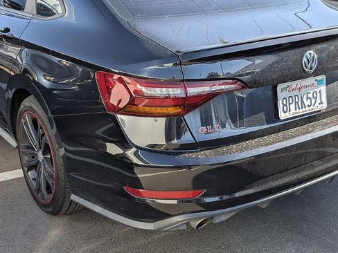 Used 2019 Volkswagen Jetta GLI image 26