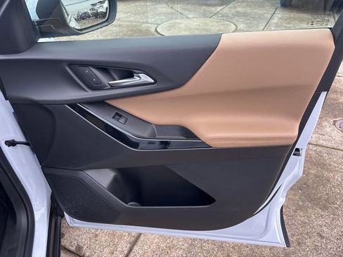 New 2026 Chevrolet Equinox ACTIV FWD image 35