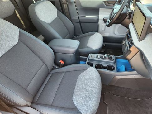 New 2025 Ford Maverick XLT w/ XLT Luxury Package image 11