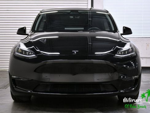 Used 2023 Tesla Model Y Performance AWD/4WD image 25
