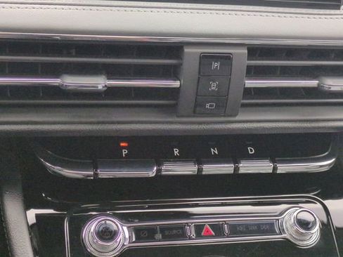 Used 2022 Lincoln Corsair Reserve w/ Luxury Package image 26