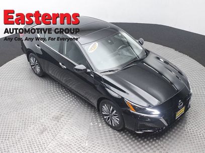 Used 2023 Nissan Altima 2.5 SV w/ SV Premium Package