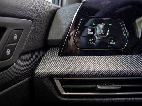 New 2025 Volkswagen GTI SE image 33