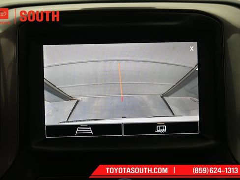 Used 2022 Chevrolet Silverado 1500 Custom AWD/4WD image 18