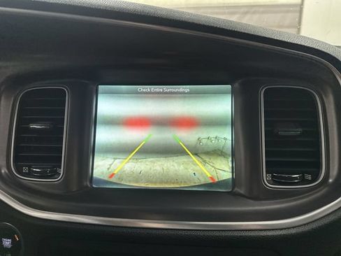 Used 2019 Dodge Charger SXT AWD/4WD image 23