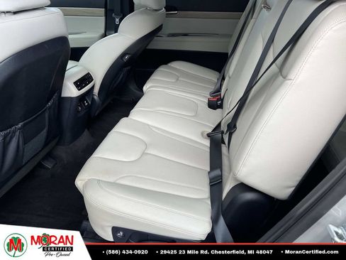 Used 2022 Hyundai Palisade SEL w/ 8P Bench Seat Package FWD image 13