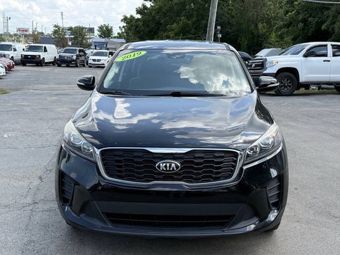 Used 2019 Kia Sorento L FWD image 2