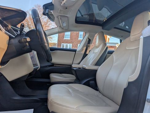 Used 2013 Tesla Model S image 29