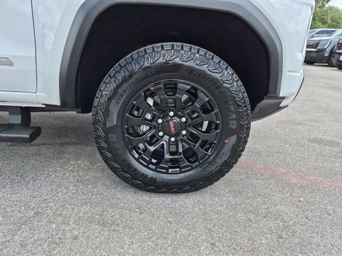 New 2026 GMC Canyon Elevation w/ Convenience Package AWD/4WD image 17