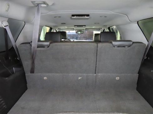 Used 2015 Chevrolet Suburban LTZ image 13