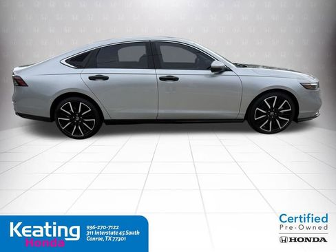 Used 2024 Honda Accord Touring image 5