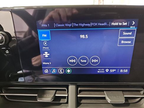 Used 2024 Chevrolet Trax RS w/ Driver Confidence Package image 21