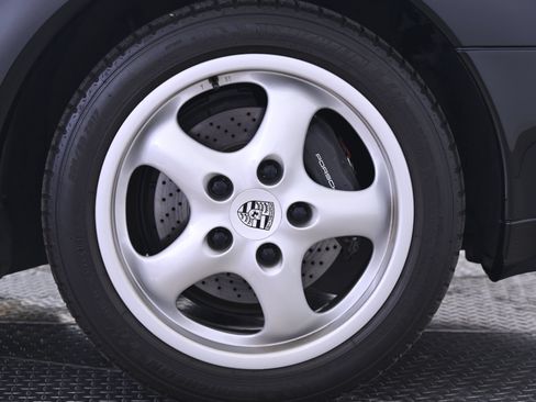 Used 1995 Porsche 911 Carrera RWD image 14