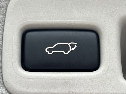 Used 2011 Lexus RX 350 2WD w/ Premium Pkg image 53